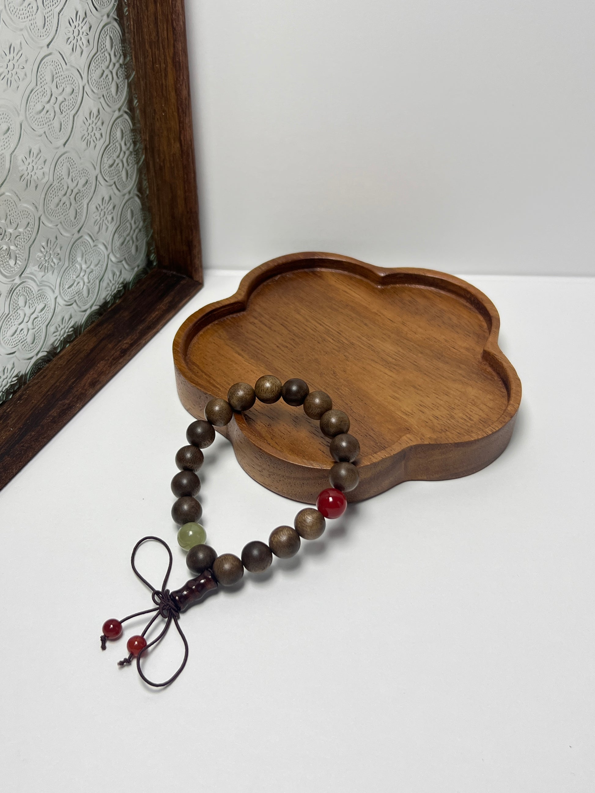 Agarwood beaded bracelet
