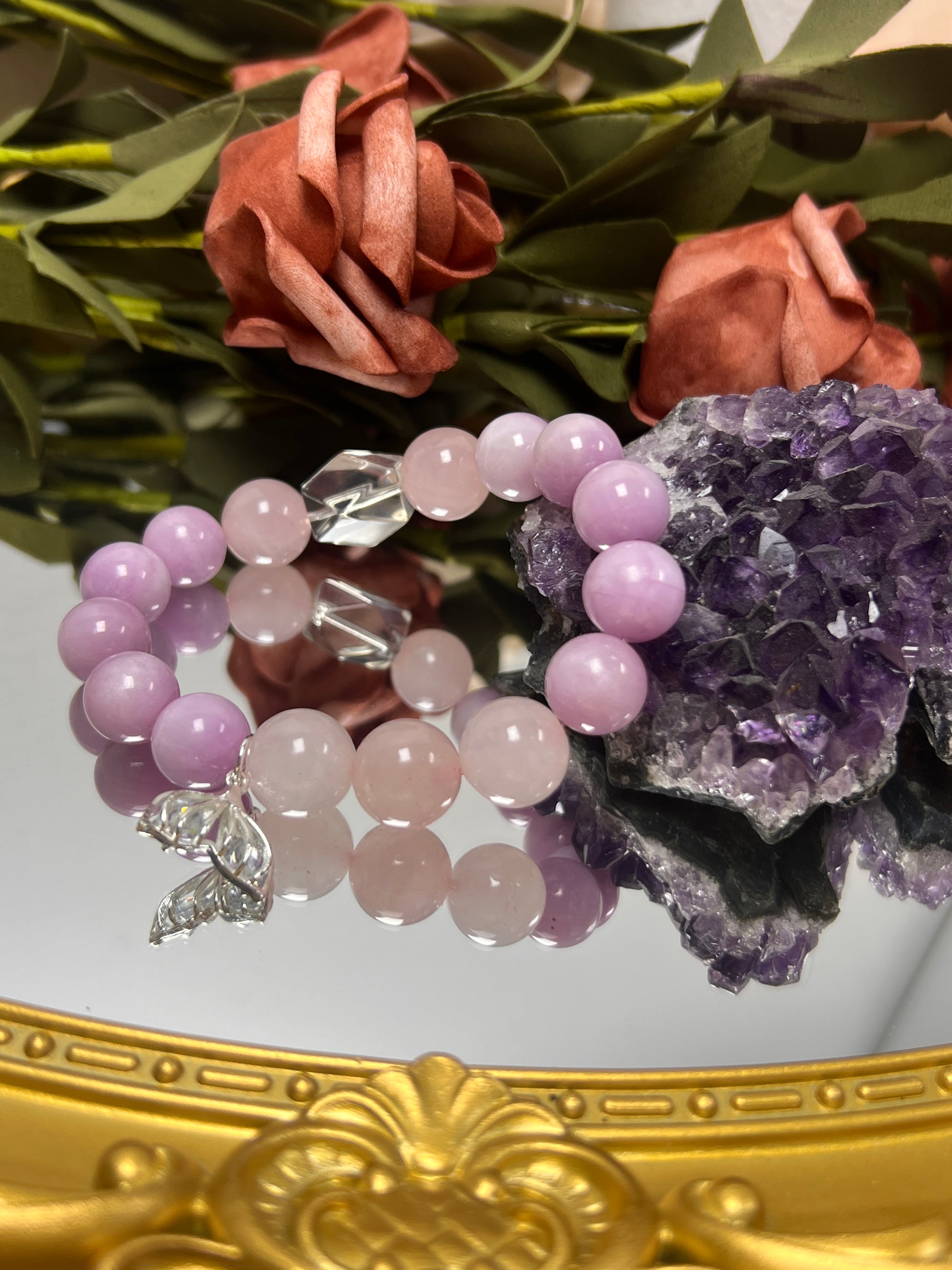 Kunzite stone